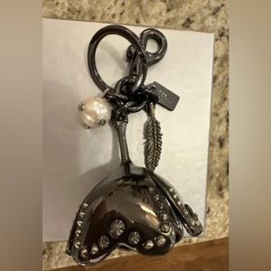 🖤🌹COACH TeaRose Large Black/GunMetal HW Crystal Studded Keychain/Bag Charm🌹🖤